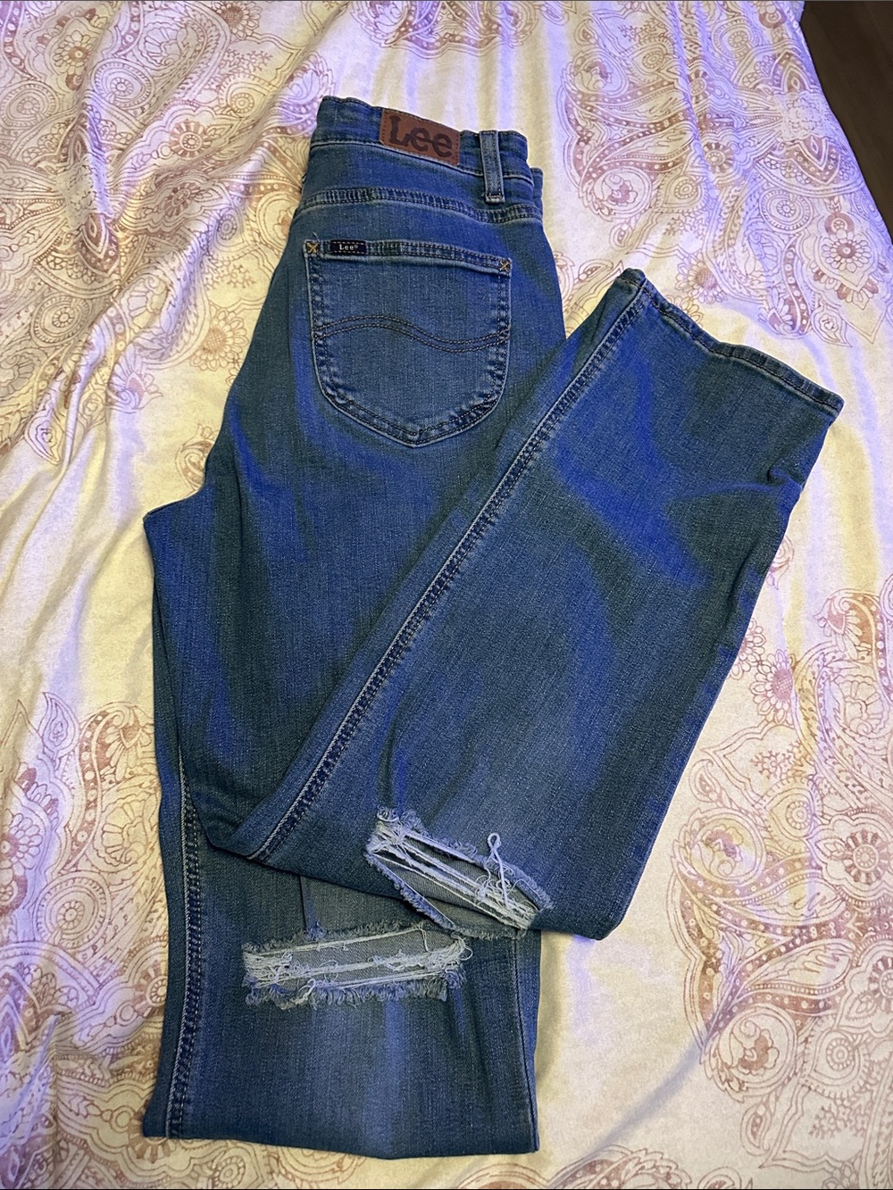 Lee Women’s Blue High-Rise Distressed Straight Jeans